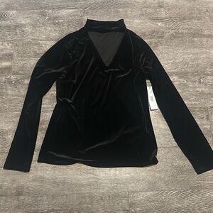 Tahari Women Velvet choker top